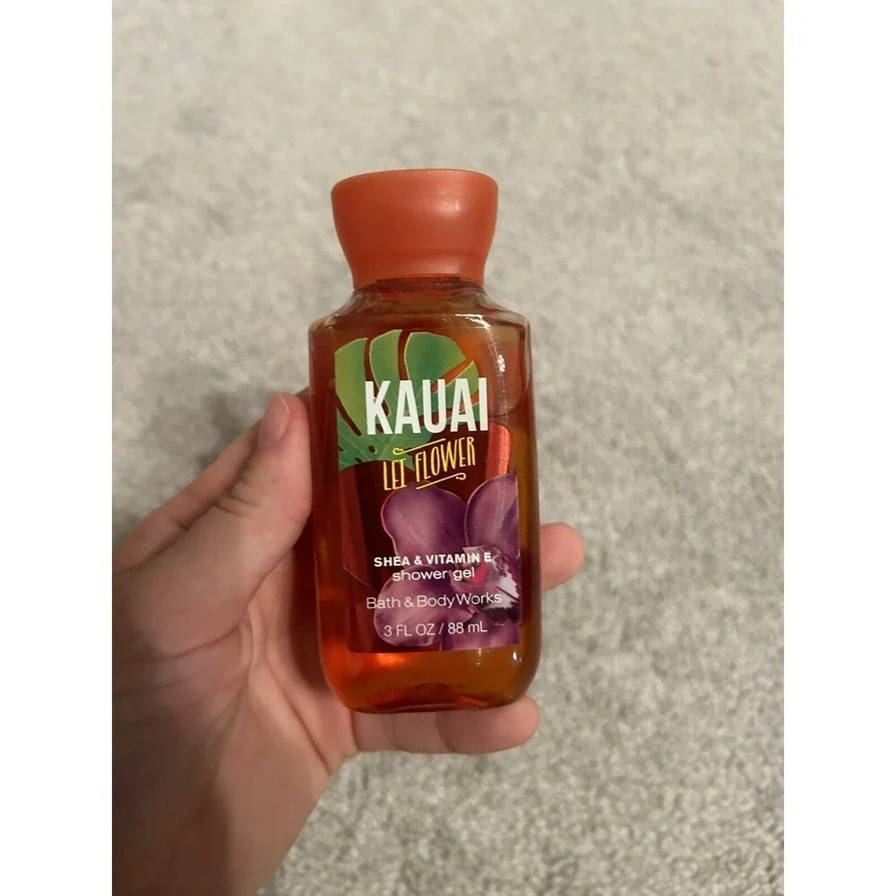 Bath Body‎ Works KAUAI LEI FLOWER Shower Gel, 3 fl. oz RARE Travel Size